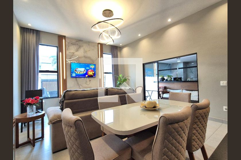 Casa, 3 quartos, 220 m² - Foto 2