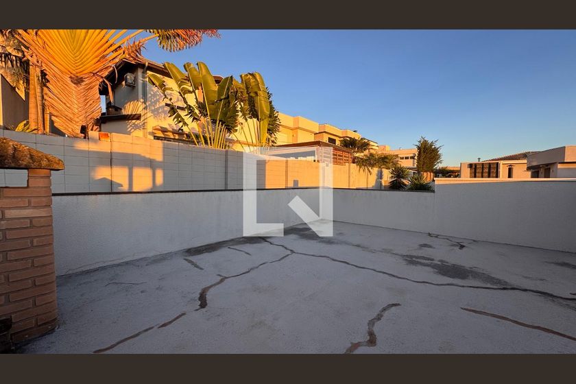 Casa à Venda - Swiss Park, 3 Quartos,  207 m2 em , Campinas - sp | SoloBR