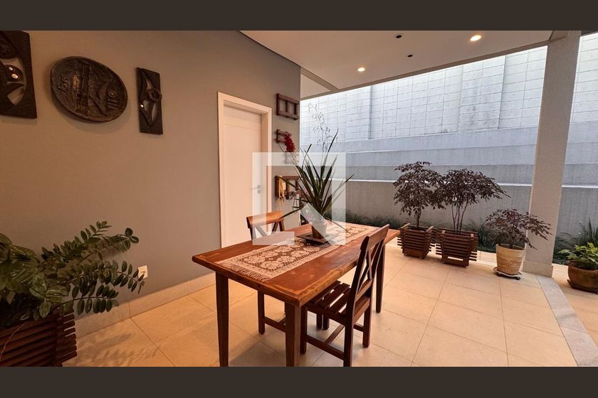 Casa à Venda - Swiss Park, 3 Quartos,  207 m2 em , Campinas - sp | SoloBR