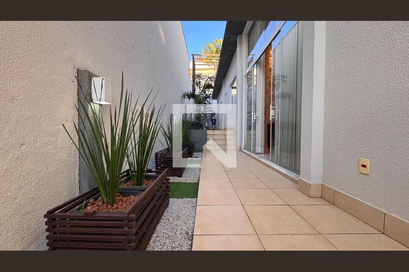 Casa à Venda - Swiss Park, 3 Quartos,  207 m2 em , Campinas - sp | SoloBR