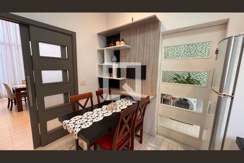 Casa à Venda - Swiss Park, 3 Quartos,  207 m2 em , Campinas - sp | SoloBR