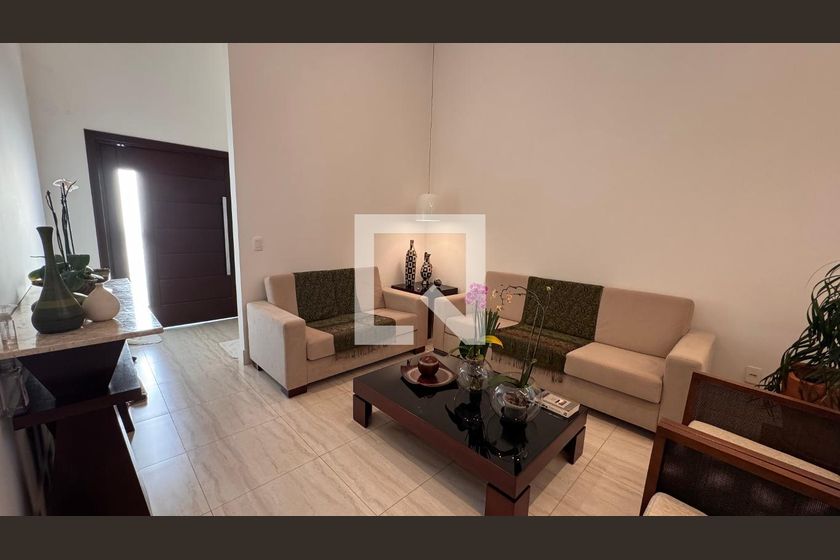 Casa à Venda - Swiss Park, 3 Quartos,  207 m2 em , Campinas - sp | SoloBR