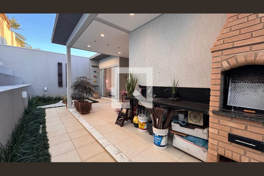 Casa à Venda - Swiss Park, 3 Quartos,  207 m2 em , Campinas - sp | SoloBR
