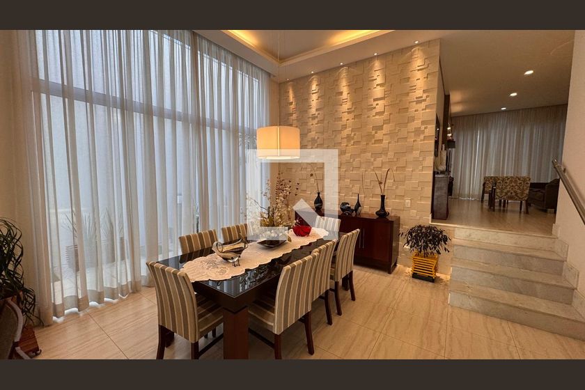 Casa à Venda - Swiss Park, 3 Quartos,  207 m2 em , Campinas - sp | SoloBR