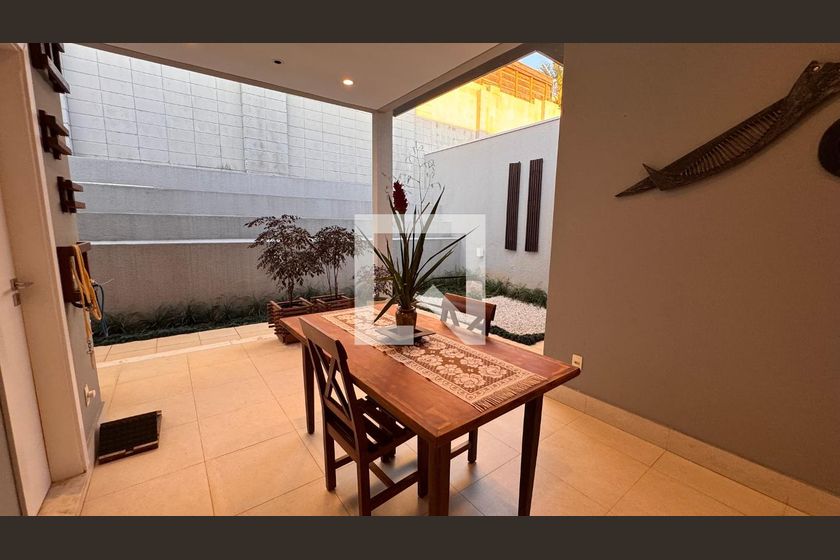 Casa à Venda - Swiss Park, 3 Quartos,  207 m2 em , Campinas - sp | SoloBR