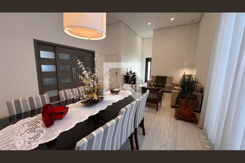 Casa à Venda - Swiss Park, 3 Quartos,  207 m2 em , Campinas - sp | SoloBR