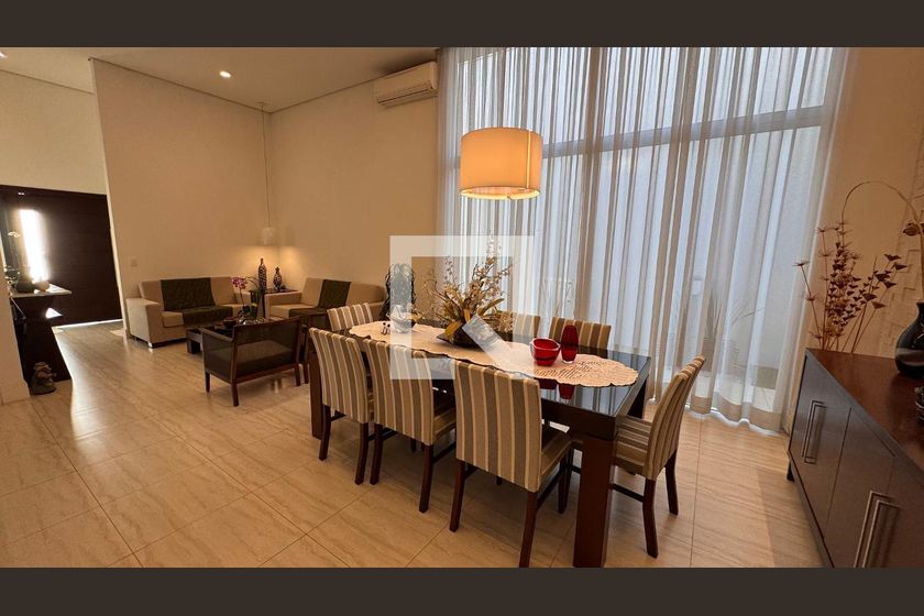 Casa à Venda - Swiss Park, 3 Quartos,  207 m2 em , Campinas - sp | SoloBR