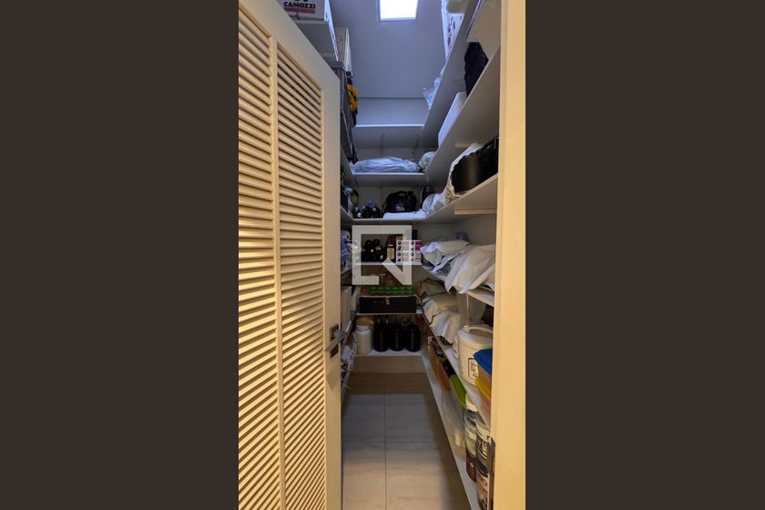 Casa à Venda - Swiss Park, 3 Quartos,  207 m2 em , Campinas - sp | SoloBR