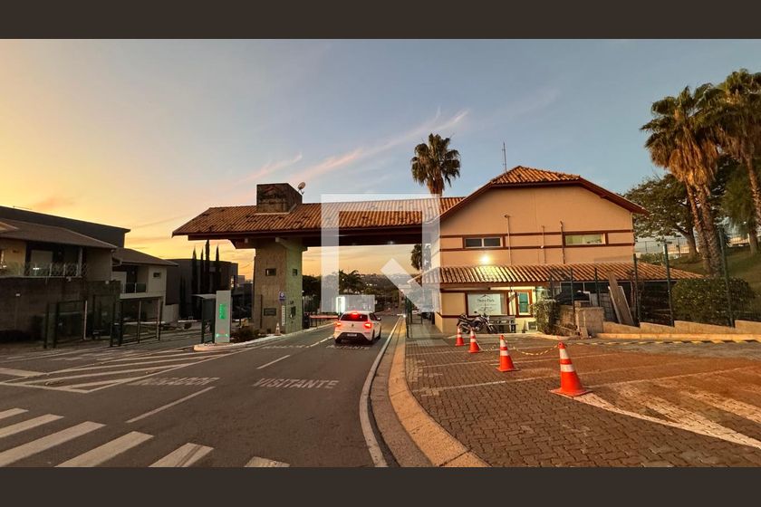 Casa à Venda - Swiss Park, 3 Quartos,  207 m2 em , Campinas - sp | SoloBR