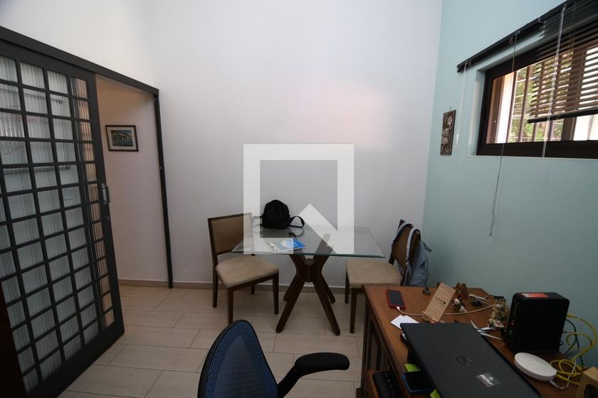 Casa à Venda - Barão Geraldo - Centro, 4 Quartos,  340 m2 em , Campinas - sp | SoloBR