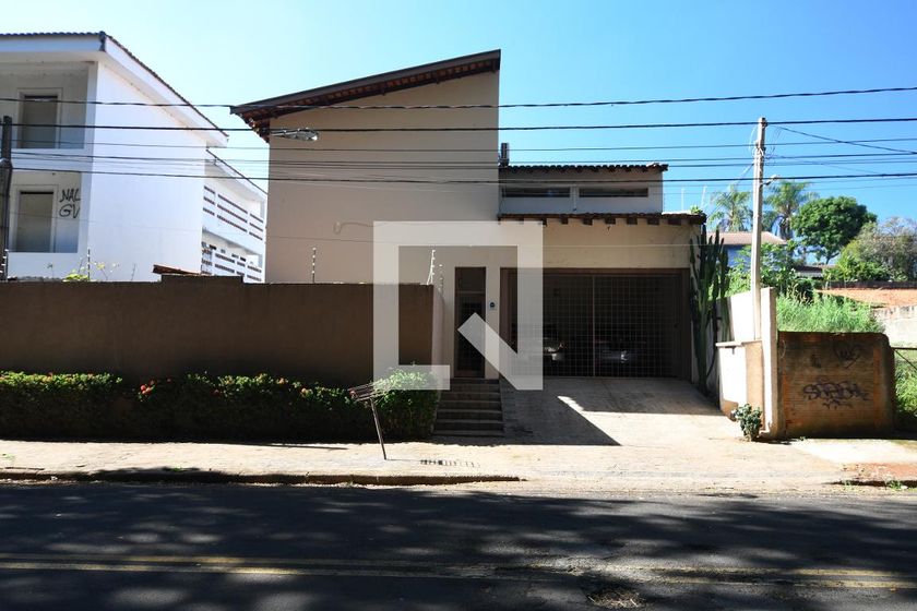 Casa à Venda - Barão Geraldo - Centro, 4 Quartos,  340 m2 em , Campinas - sp | SoloBR
