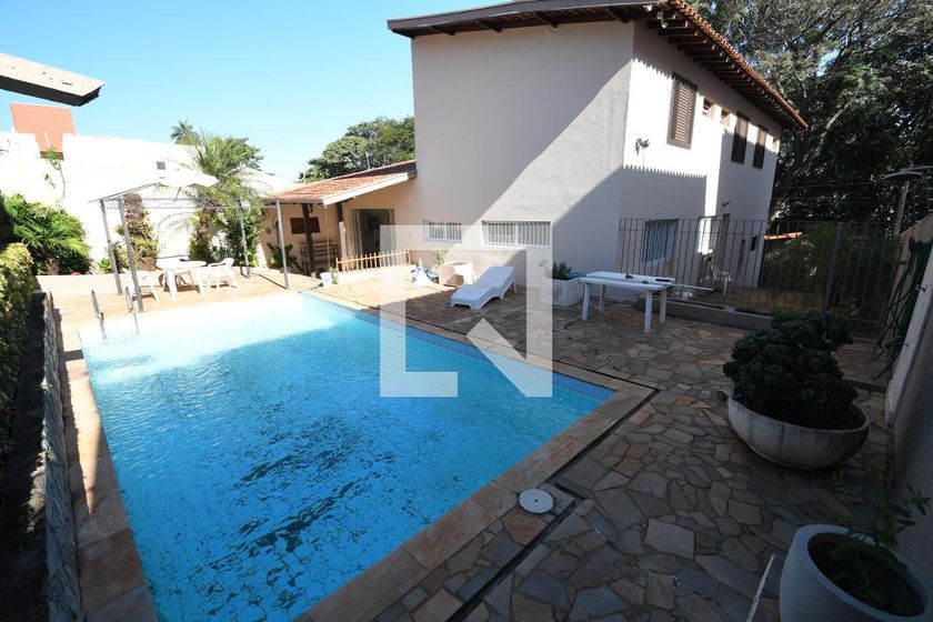 Casa à Venda - Barão Geraldo - Centro, 4 Quartos,  340 m2 em , Campinas - sp | SoloBR
