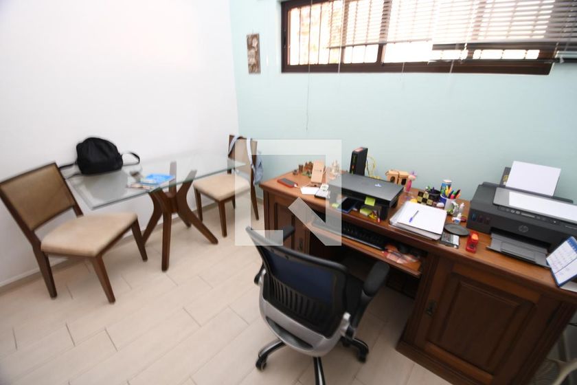 Casa à Venda - Barão Geraldo - Centro, 4 Quartos,  340 m2 em , Campinas - sp | SoloBR