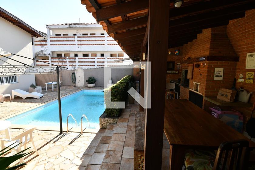 Casa à Venda - Barão Geraldo - Centro, 4 Quartos,  340 m2 em , Campinas - sp | SoloBR