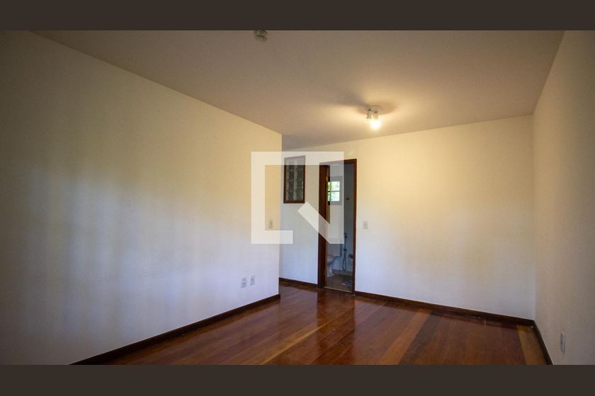 Casa, 4 quartos, 280 m² - Foto 41