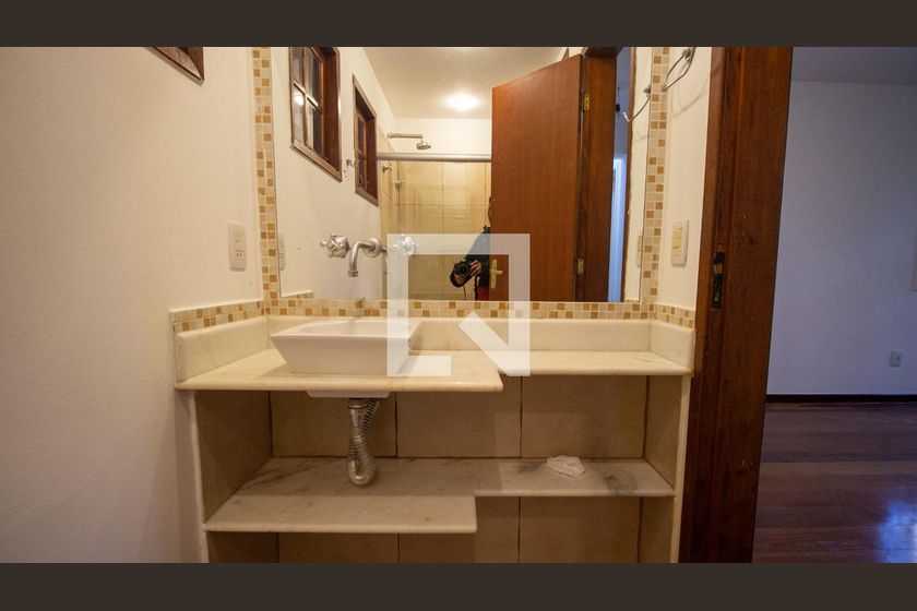 Casa, 4 quartos, 280 m² - Foto 55