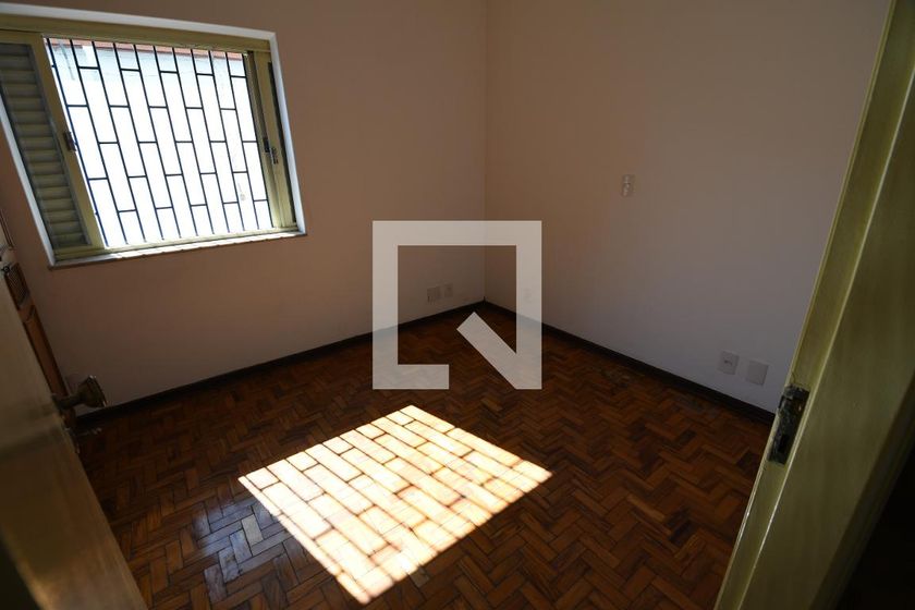 Casa à Venda - Taquaral, 7 Quartos,  390 m2 em , Campinas - sp | SoloBR