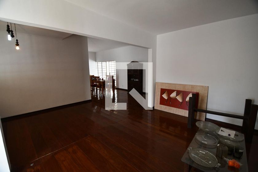 Casa à Venda - Taquaral, 7 Quartos,  390 m2 em , Campinas - sp | SoloBR