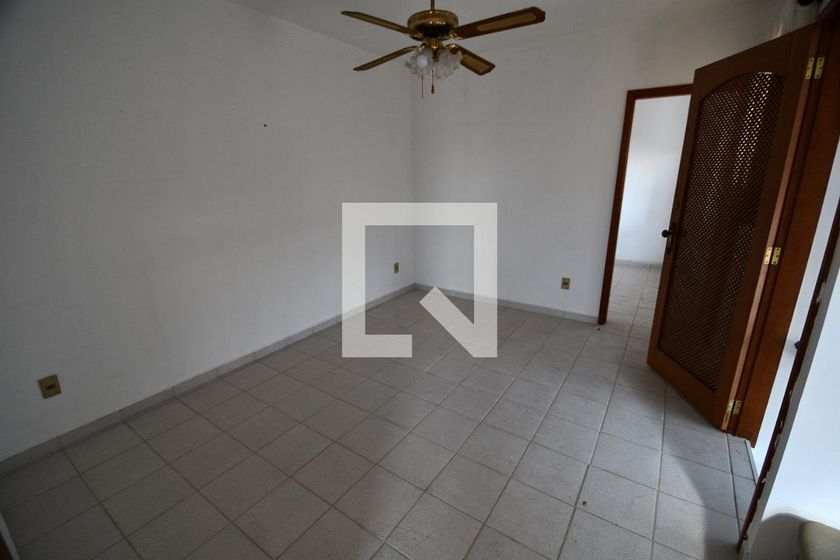 Casa à Venda - Taquaral, 7 Quartos,  390 m2 em , Campinas - sp | SoloBR