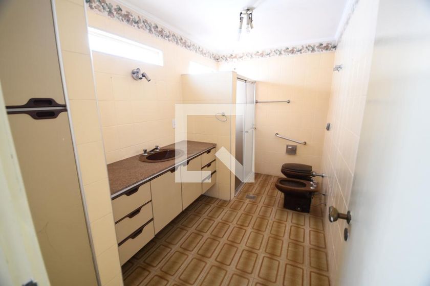 Casa à Venda - Taquaral, 7 Quartos,  390 m2 em , Campinas - sp | SoloBR