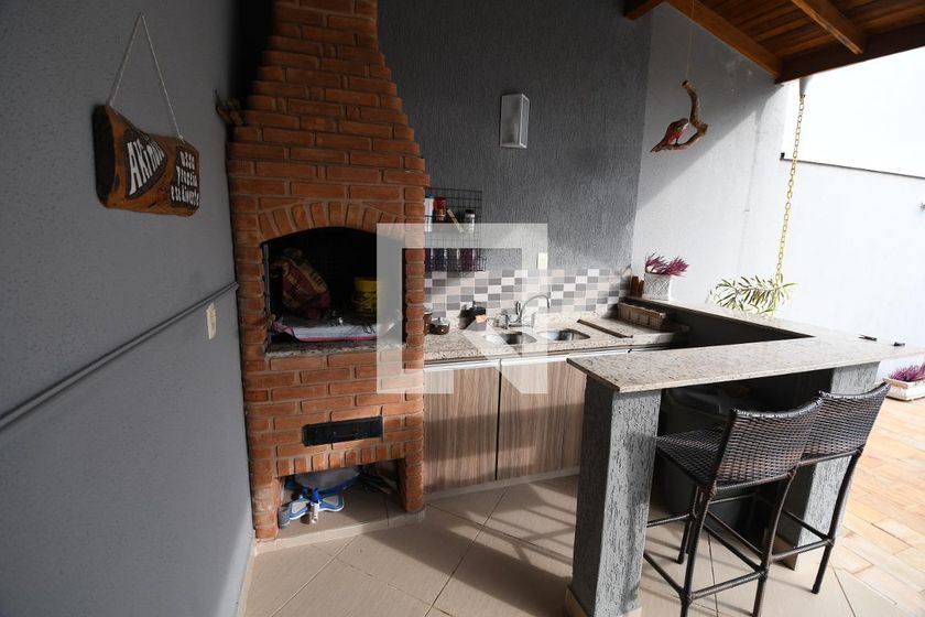 Casa à Venda - Mansões Santo Antônio, 3 Quartos,  260 m2 em , Campinas - sp | SoloBR