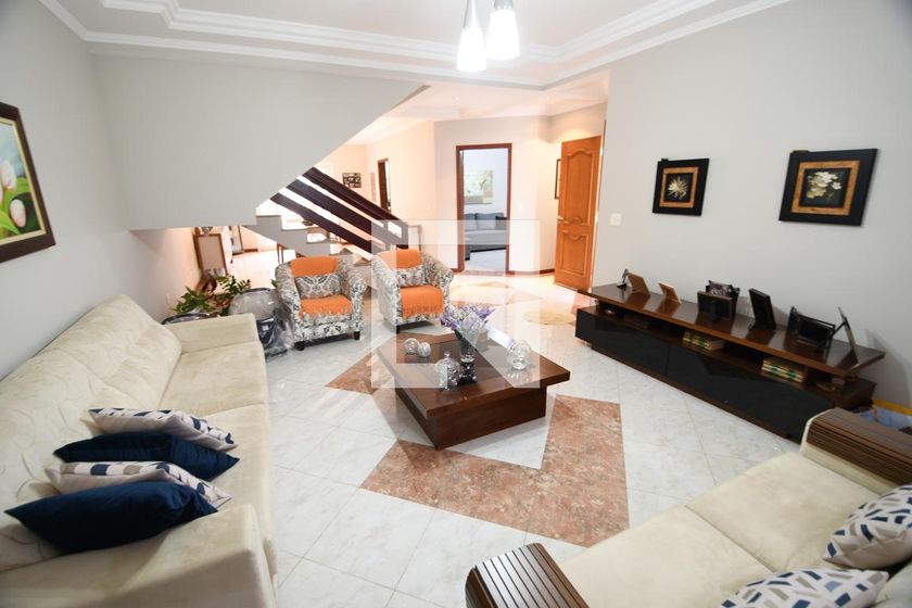 Casa à Venda - Mansões Santo Antônio, 3 Quartos,  260 m2 em , Campinas - sp | SoloBR
