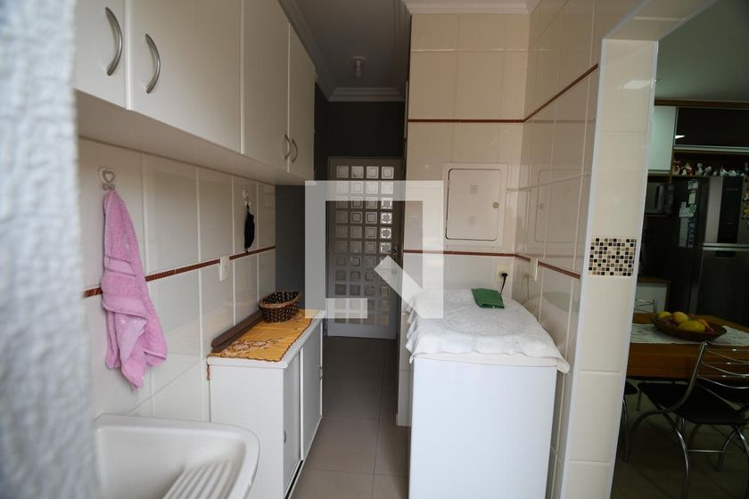 Casa à Venda - Mansões Santo Antônio, 3 Quartos,  260 m2 em , Campinas - sp | SoloBR