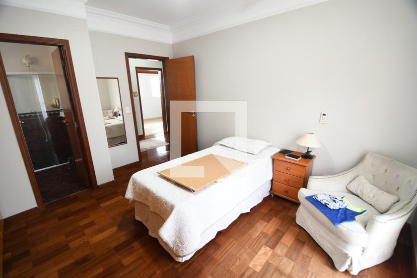 Casa à Venda - Mansões Santo Antônio, 3 Quartos,  260 m2 em , Campinas - sp | SoloBR