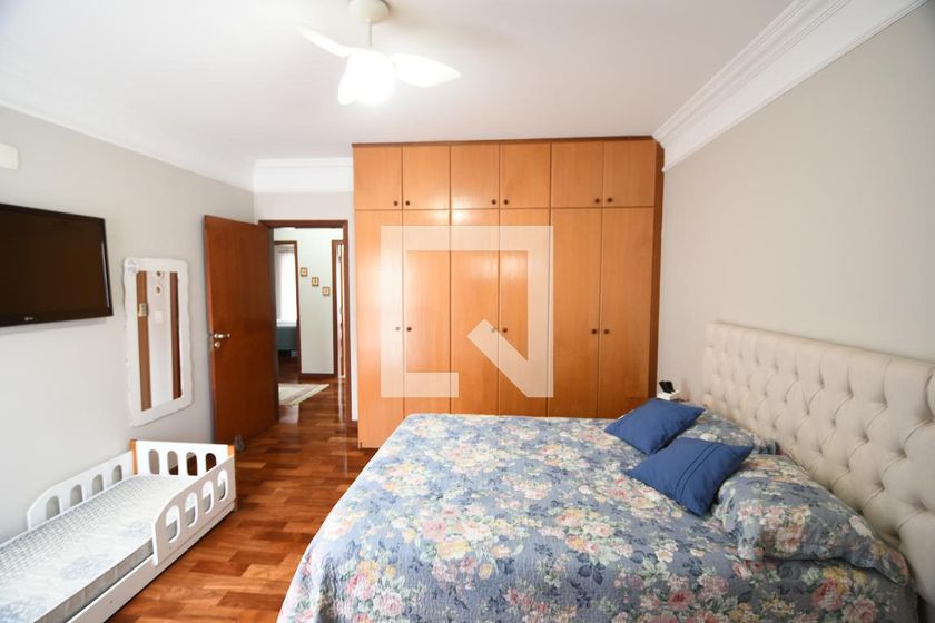 Casa à Venda - Mansões Santo Antônio, 3 Quartos,  260 m2 em , Campinas - sp | SoloBR