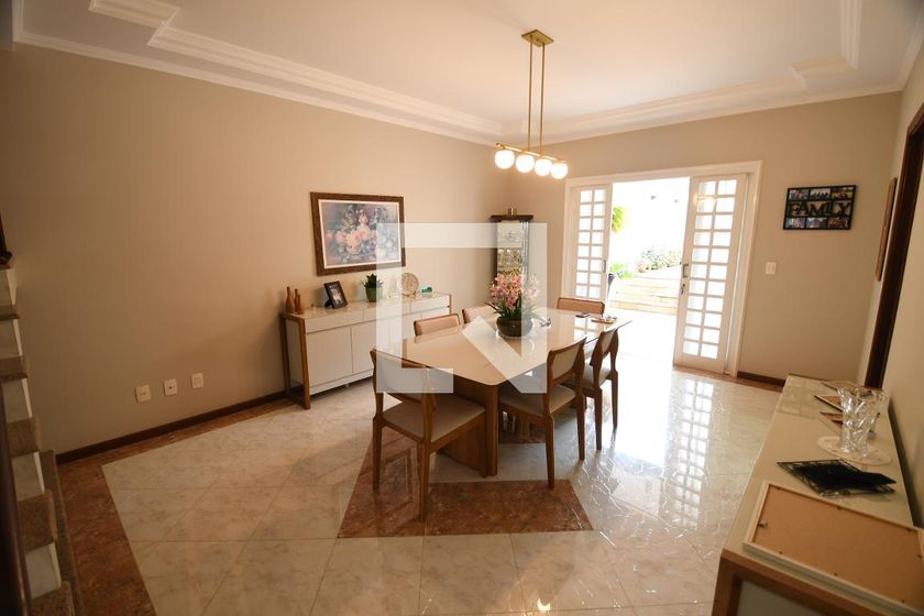Casa à Venda - Mansões Santo Antônio, 3 Quartos,  260 m2 em , Campinas - sp | SoloBR