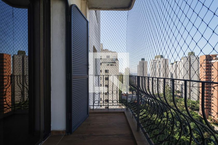 Apartamento, 3 quartos, 245 m² - Foto 47
