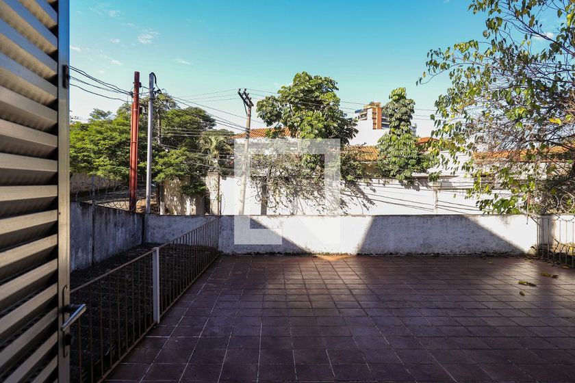 Casa, 4 quartos, 310 m² - Foto 37