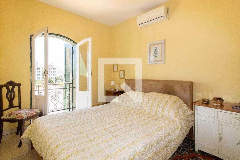 Casa à Venda - Jardim Flamboyant, 3 Quartos,  280 m2 em , Campinas - sp | SoloBR