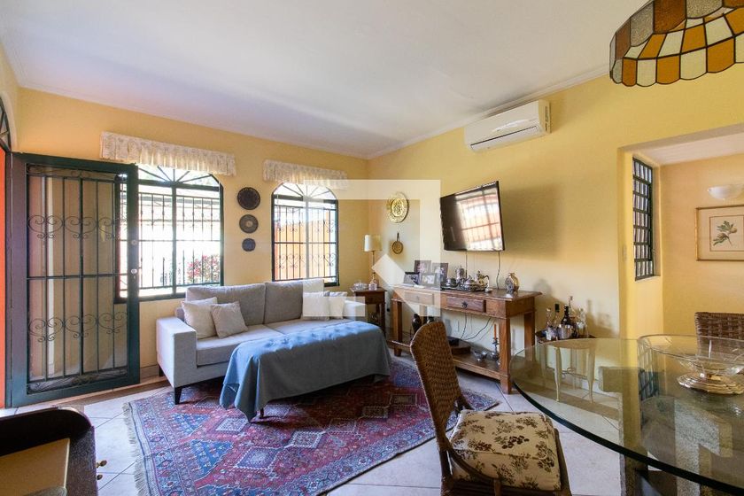 Casa à Venda - Jardim Flamboyant, 3 Quartos,  280 m2 em , Campinas - sp | SoloBR