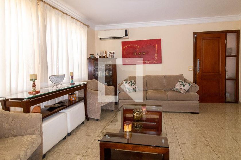 Casa à Venda - Jardim Flamboyant, 3 Quartos,  470 m2 em , Campinas - sp | SoloBR