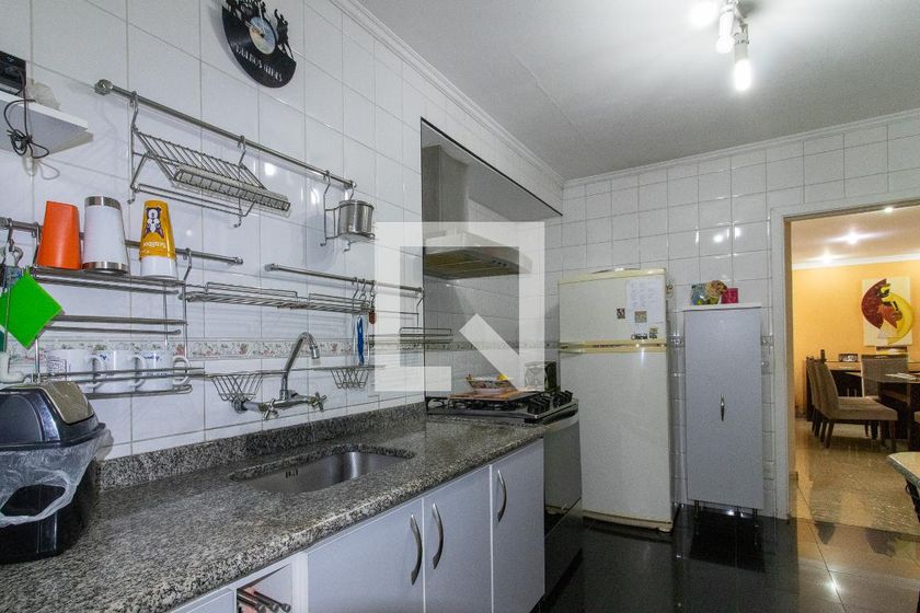 Casa à Venda - Jardim Flamboyant, 3 Quartos,  470 m2 em , Campinas - sp | SoloBR