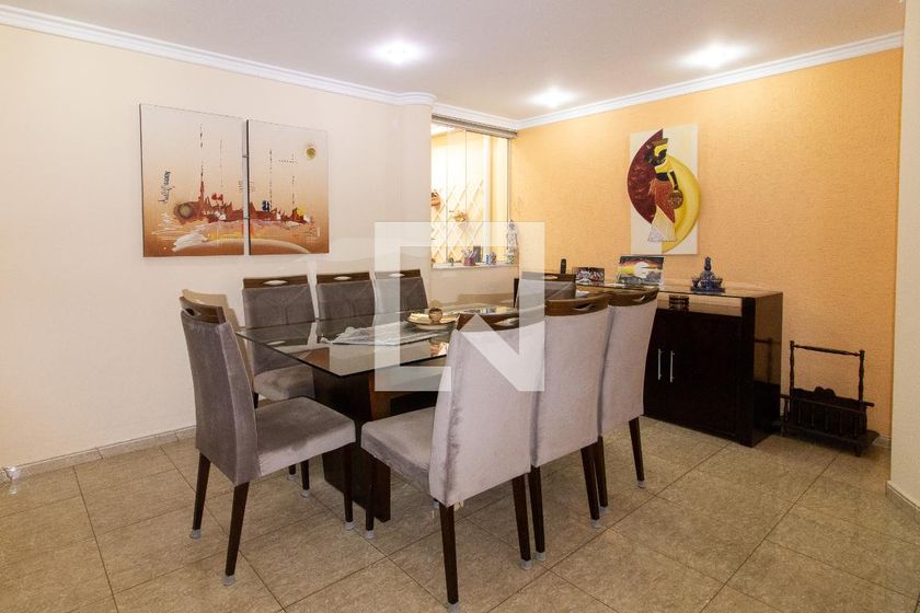 Casa à Venda - Jardim Flamboyant, 3 Quartos,  470 m2 em , Campinas - sp | SoloBR