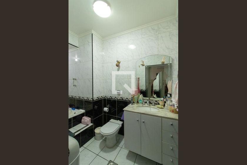 Casa à Venda - Jardim Flamboyant, 3 Quartos,  470 m2 em , Campinas - sp | SoloBR
