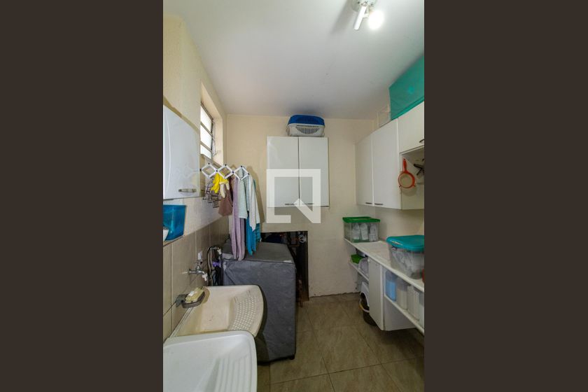 Casa à Venda - Jardim Flamboyant, 3 Quartos,  470 m2 em , Campinas - sp | SoloBR