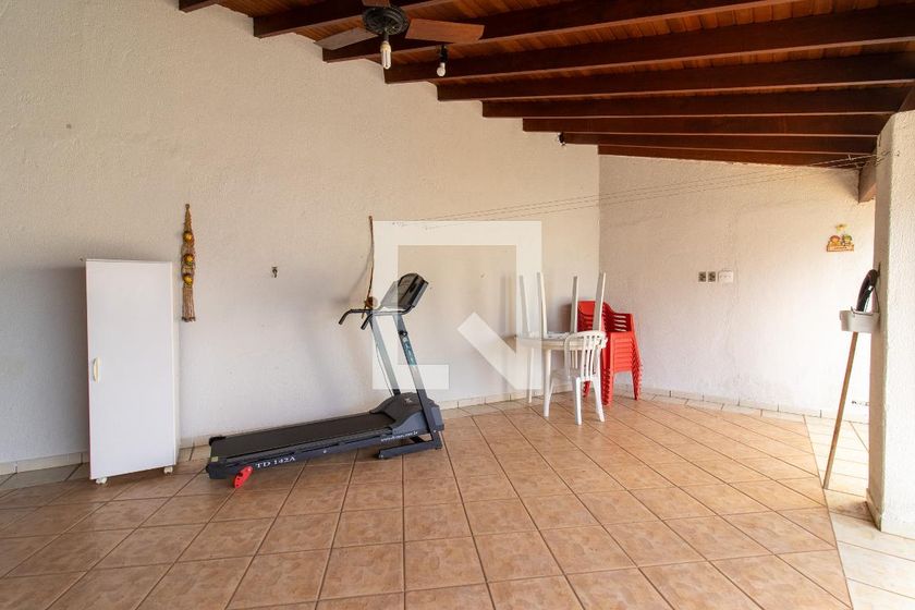 Casa à Venda - Jardim Flamboyant, 3 Quartos,  470 m2 em , Campinas - sp | SoloBR