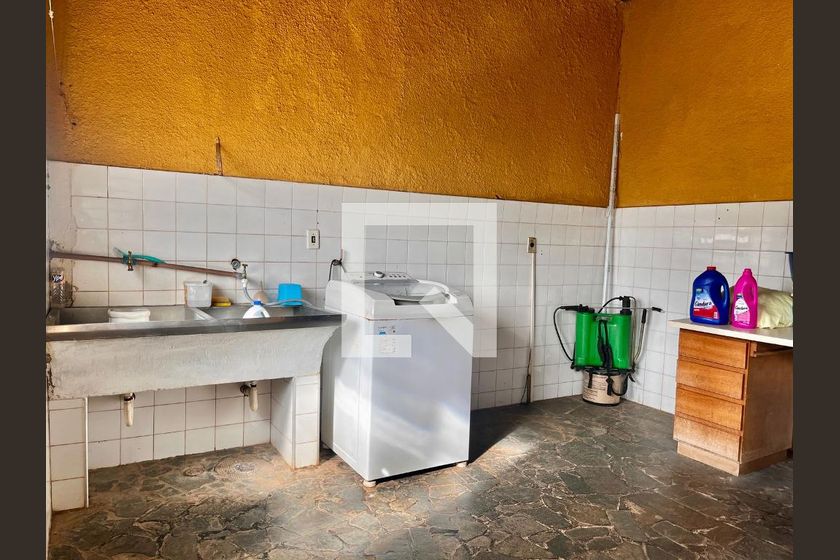 Casa à Venda - Barão Geraldo - Centro, 4 Quartos,  1710 m2 em , Campinas - sp | SoloBR