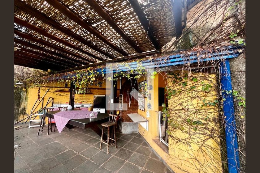 Casa à Venda - Barão Geraldo - Centro, 4 Quartos,  1710 m2 em , Campinas - sp | SoloBR