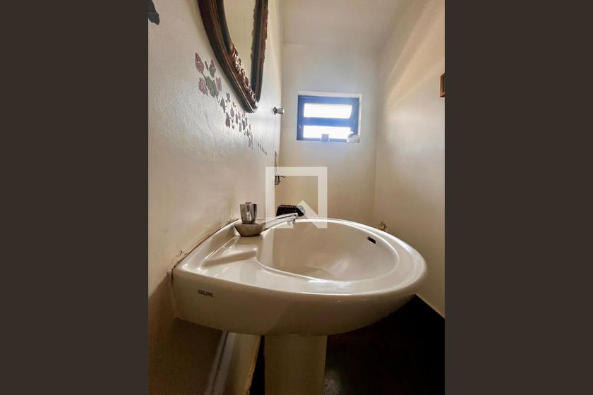 Casa à Venda - Barão Geraldo - Centro, 4 Quartos,  1710 m2 em , Campinas - sp | SoloBR