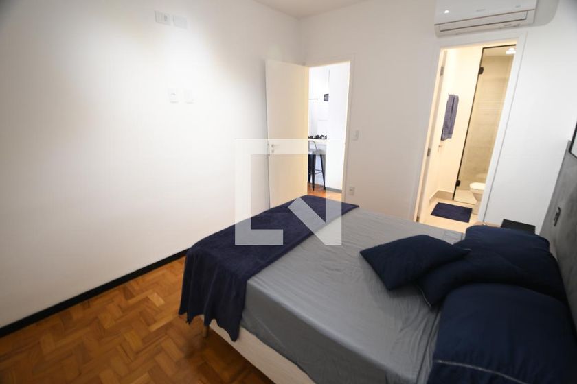 Apartamento à Venda - Centro, 1 Quarto,  50 m2 em , Campinas - sp | SoloBR