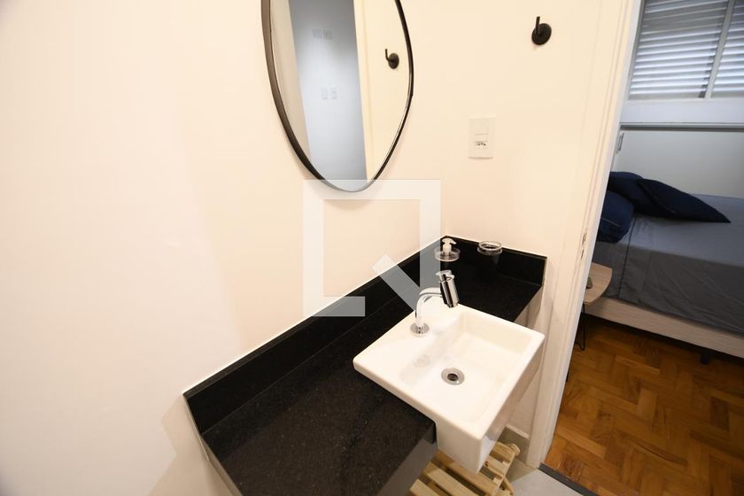 Apartamento à Venda - Centro, 1 Quarto,  50 m2 em , Campinas - sp | SoloBR