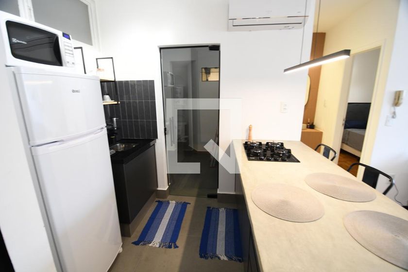 Apartamento à Venda - Centro, 1 Quarto,  50 m2 em , Campinas - sp | SoloBR