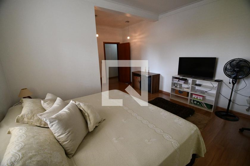 Casa à Venda - Mansões Santo Antônio, 4 Quartos,  292 m2 em , Campinas - sp | SoloBR