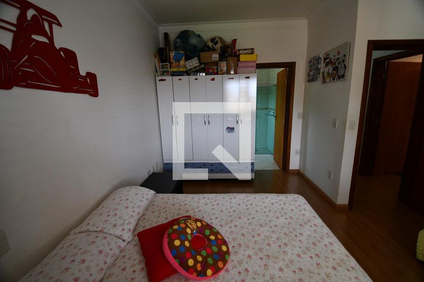 Casa à Venda - Mansões Santo Antônio, 4 Quartos,  292 m2 em , Campinas - sp | SoloBR