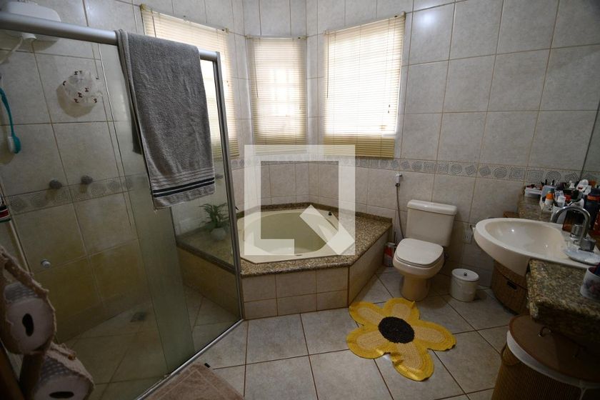 Casa à Venda - Mansões Santo Antônio, 4 Quartos,  292 m2 em , Campinas - sp | SoloBR