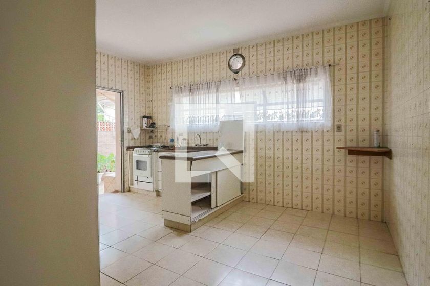 Casa, 3 quartos, 254 m² - Foto 34
